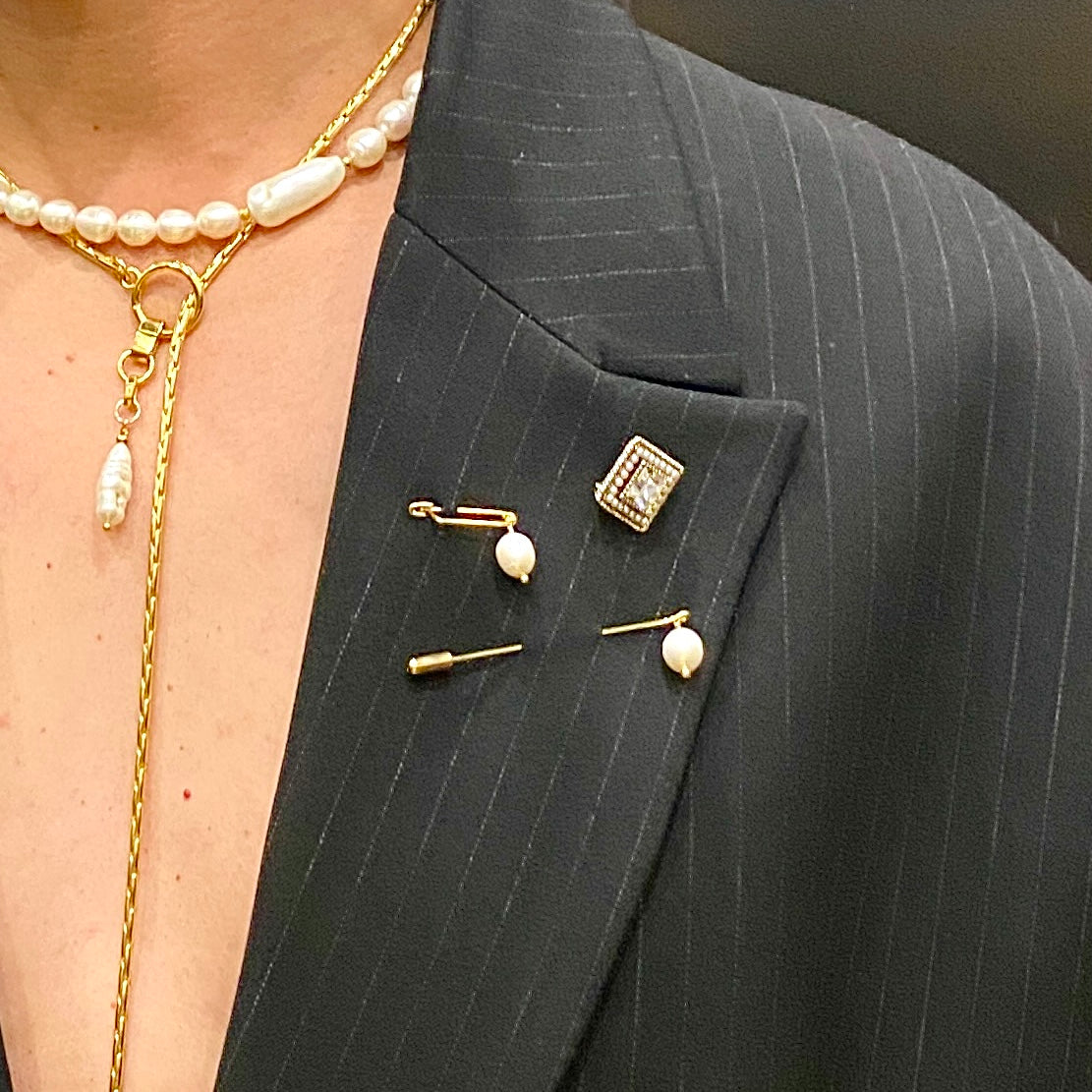 PREORDER - Perla Pin Set
