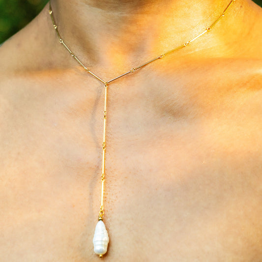 Elia Pearl Y Necklace