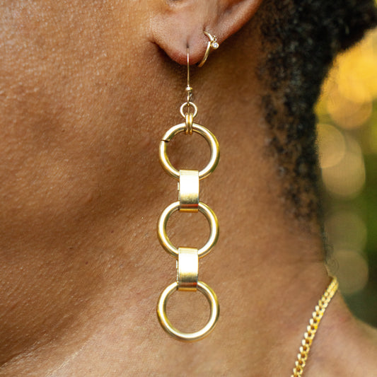 *Elle Magazine Pick | Zephyr Chain Earrings- Gold